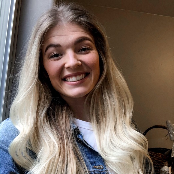 Meet your Posher, Harley - Picture 2 of 4